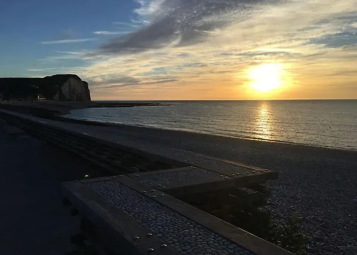 Reamenage Fin Juillet 2025, Albatros A Moins De 50 Metres De La Plage, Vue Degagee Sur La Vallee